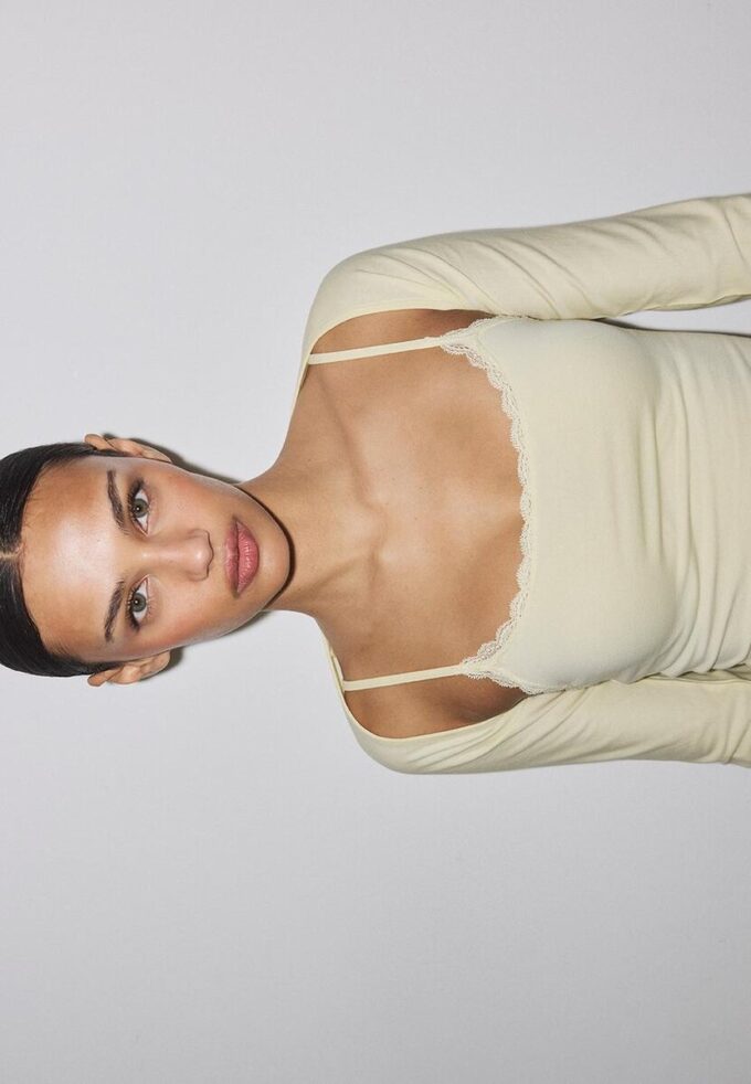 Bolero med lang erme og smal passform