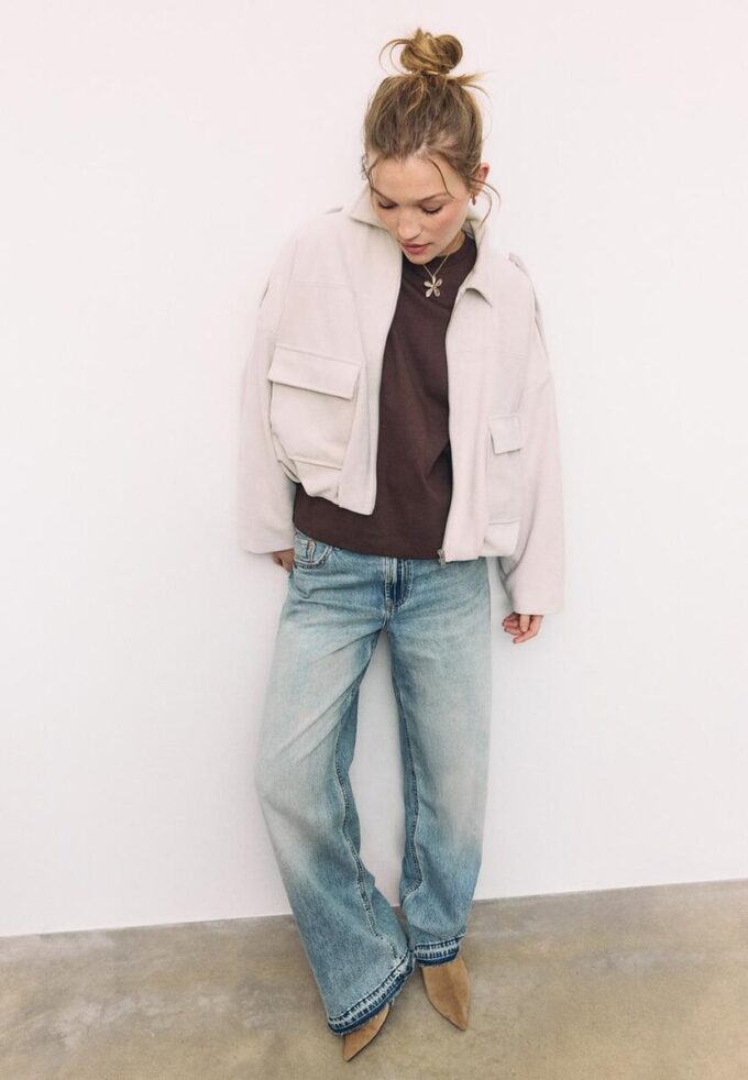 Bomberjakke i imitert semsket skinn