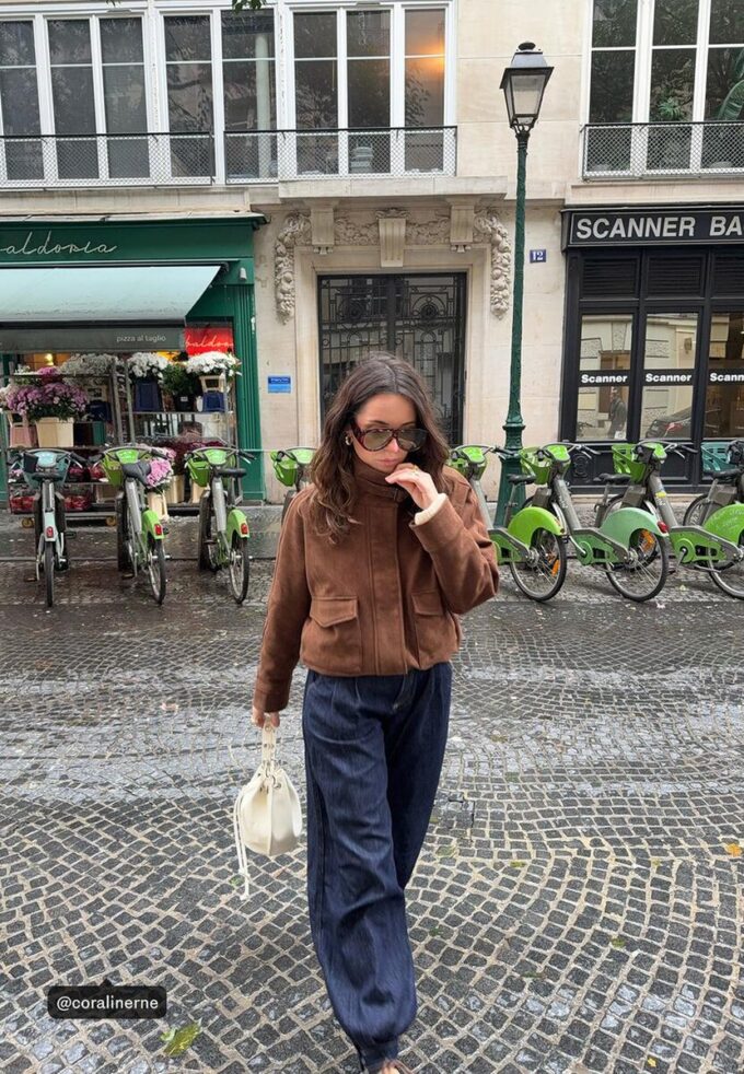 Bomberjakke i imitert semsket skinn