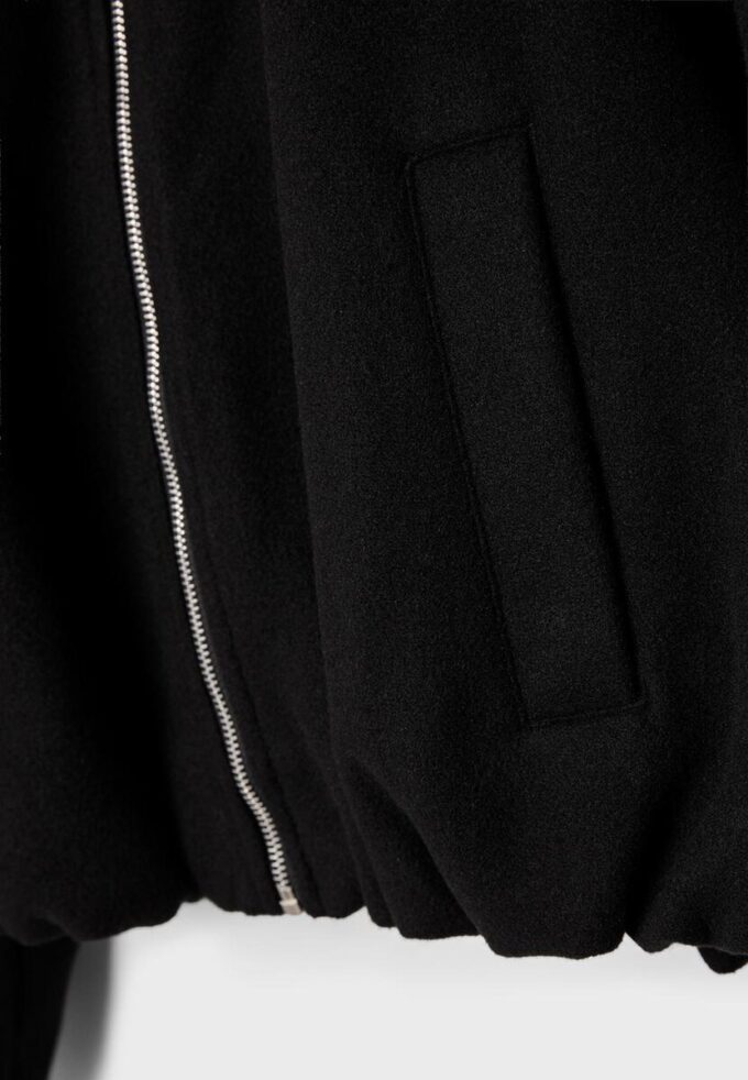 Bomberjakke i Soft-Touch-stoff