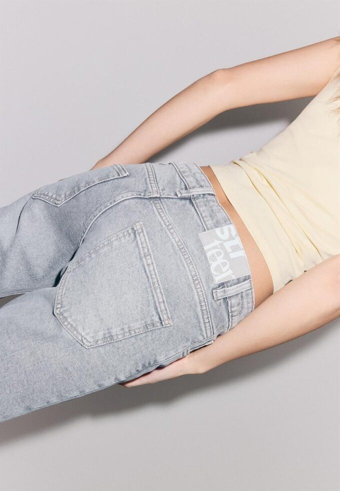 Bootcut-jeans med lav midje