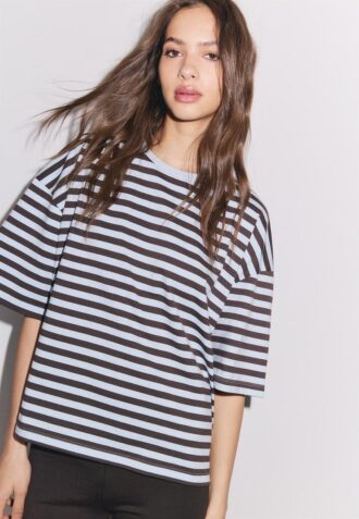 Boxy T-skjorte med korte ermer