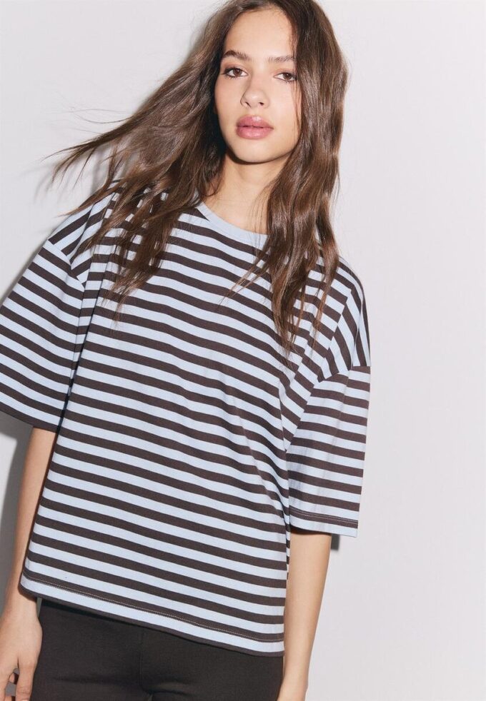 Boxy T-skjorte med korte ermer