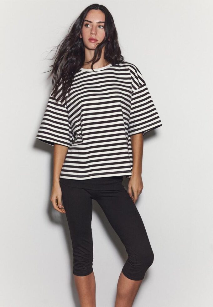 Boxy T-skjorte med korte ermer