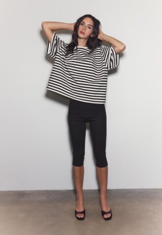 Boxy T-skjorte med korte ermer