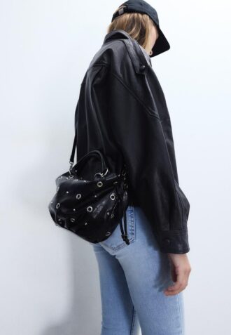 Bucket-veske med øye-detaljer