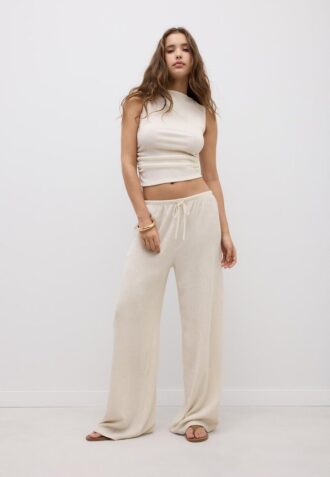 Bukser med rett ben og krøllet effekt