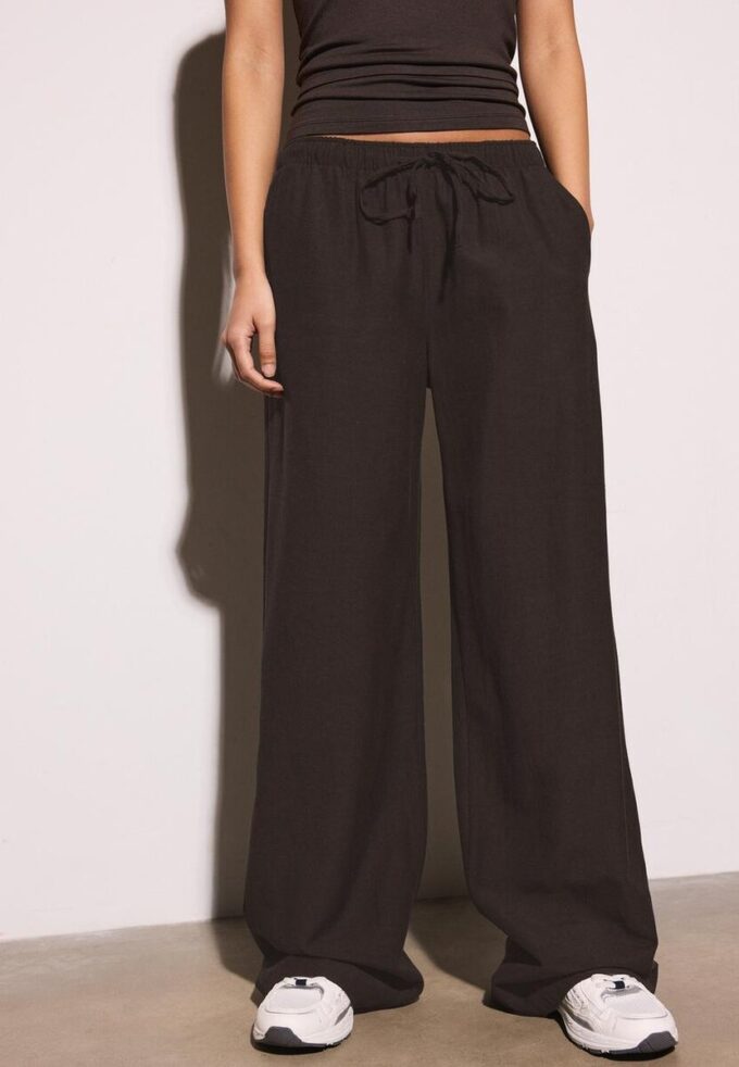 Bukser med snøring og lin-effekt