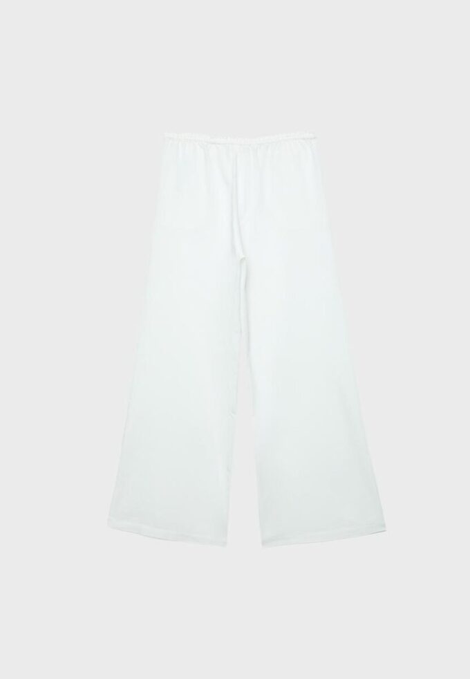 Bukser med vid ben og lin-effekt