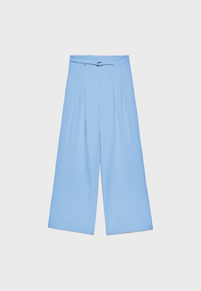 Bukser med vid ben og spennedetaljer
