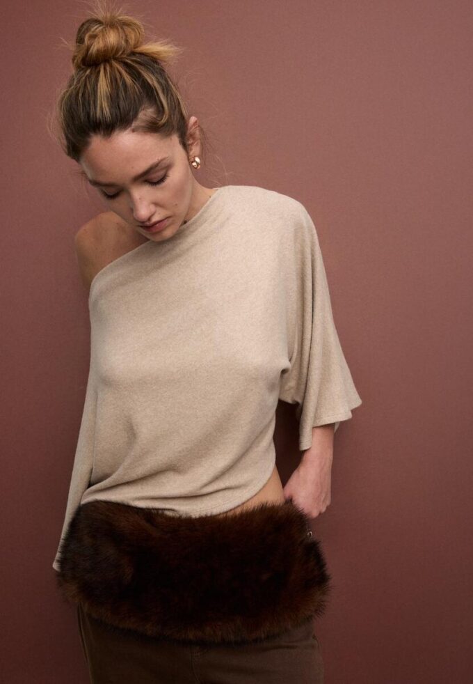 Cape-top med båthals Topper