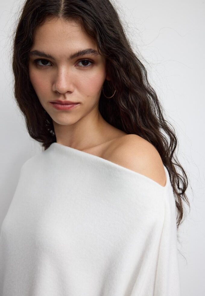 Cape-top med båthals Topper