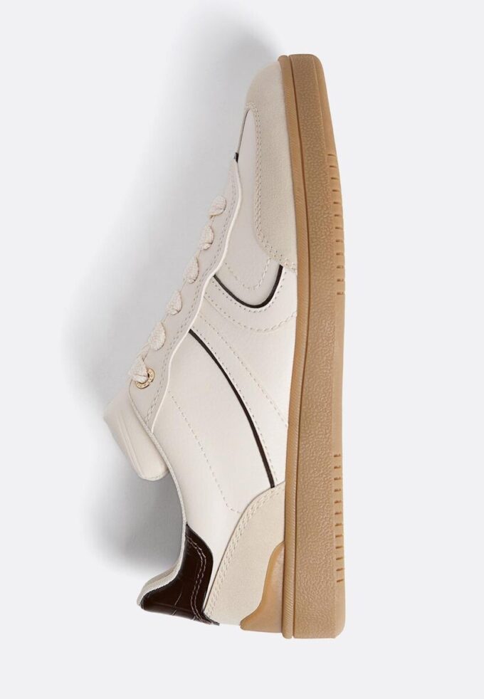 Casual retro-joggesko