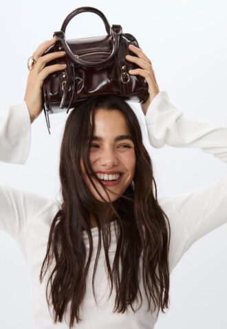 Crossbody-veske i imitert skinn