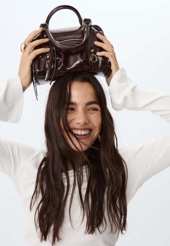 Crossbody-veske i imitert skinn