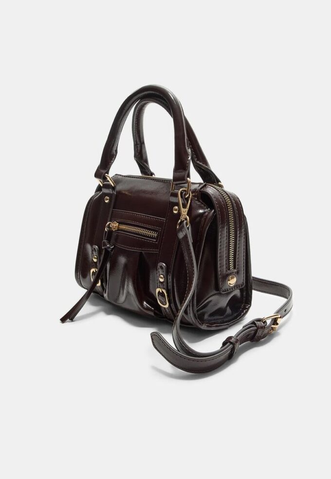 Crossbody-veske i imitert skinn