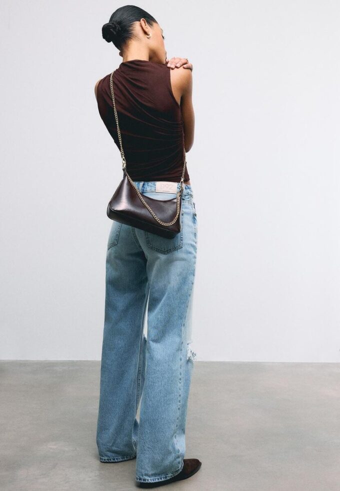 Crossbody-veske med kjeder