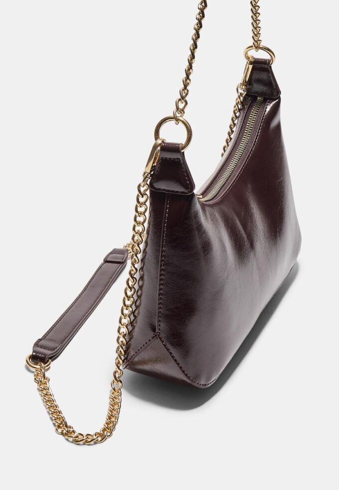 Crossbody-veske med kjeder