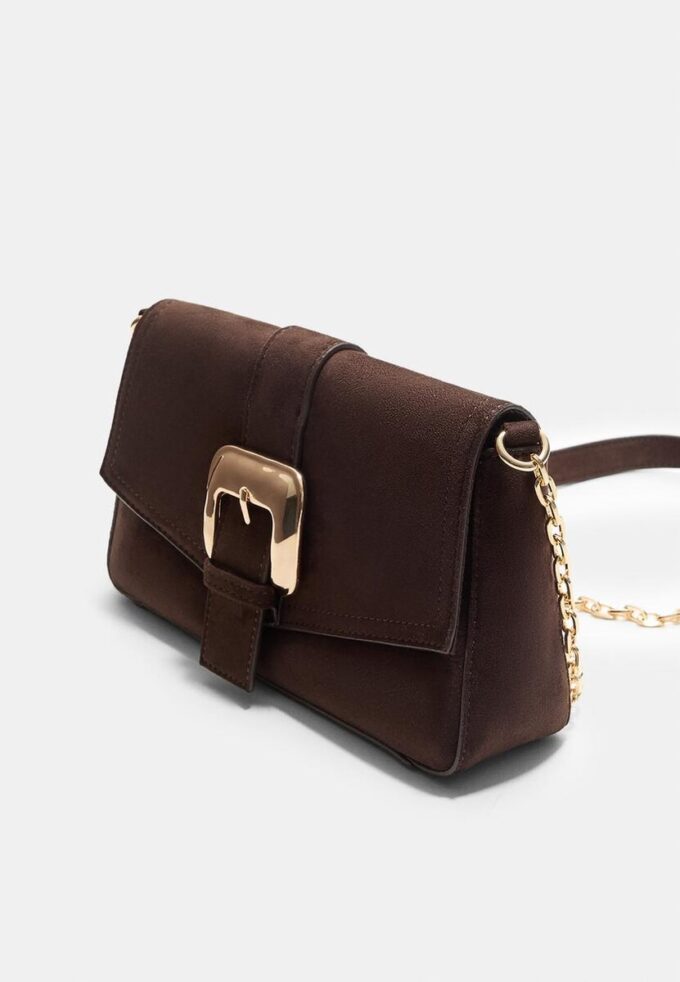 Crossbody-veske med uregelmessig spenne
