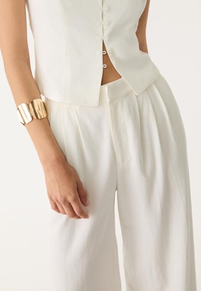 Culottes i linblanding med innsnitt