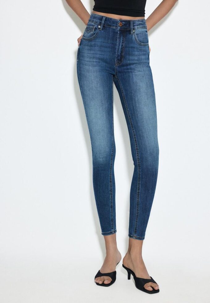 D07 Skinny-jeans med normal midje