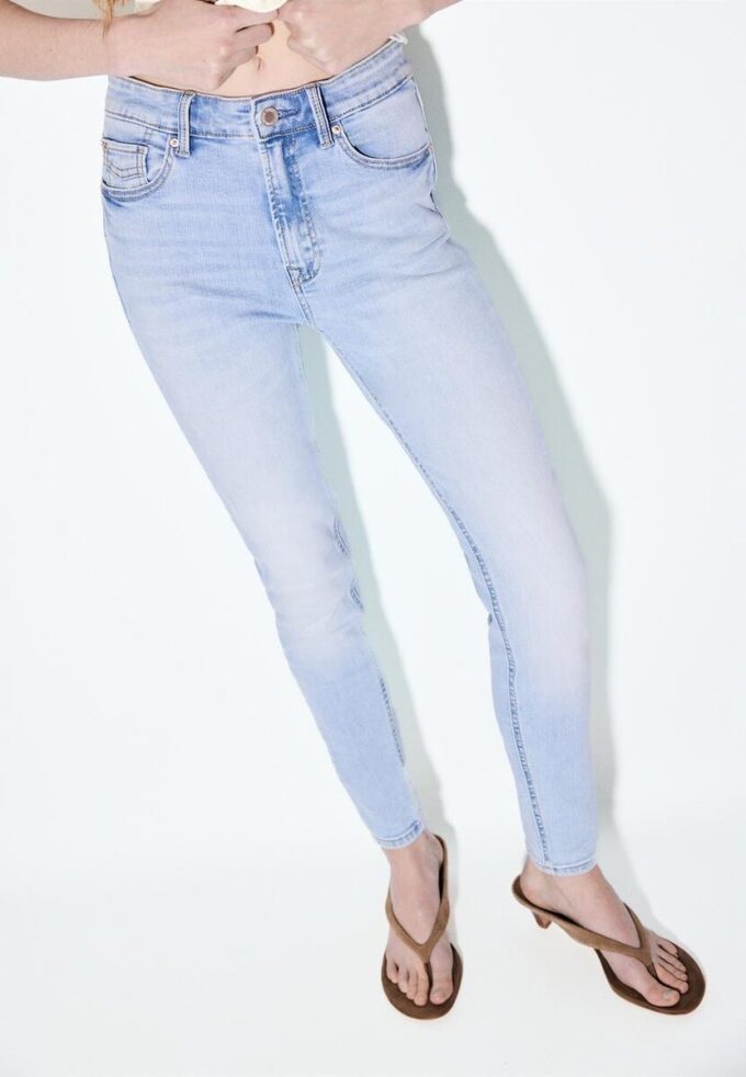 D07 Skinny-jeans med normal midje