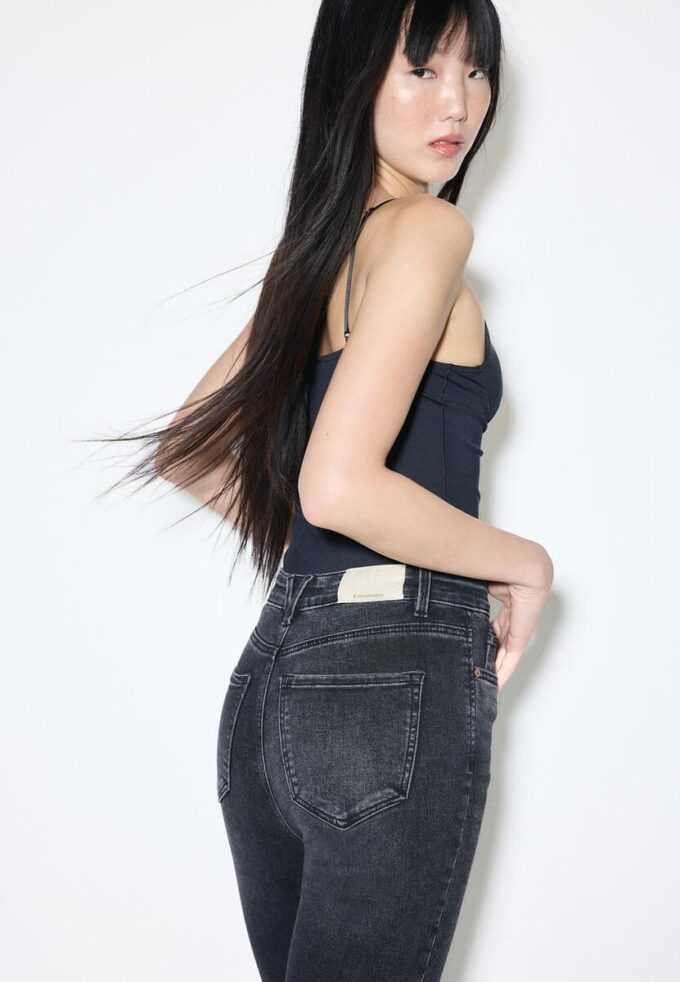 D09 Superhøytlivede skinny jeans