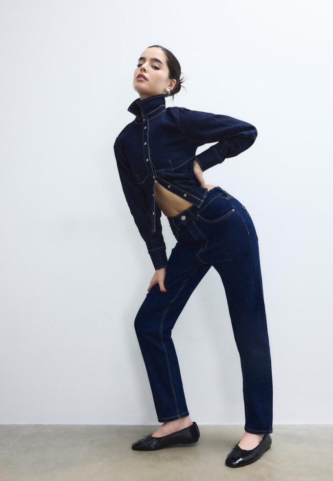 D10 Slim Fit Mom Jeans