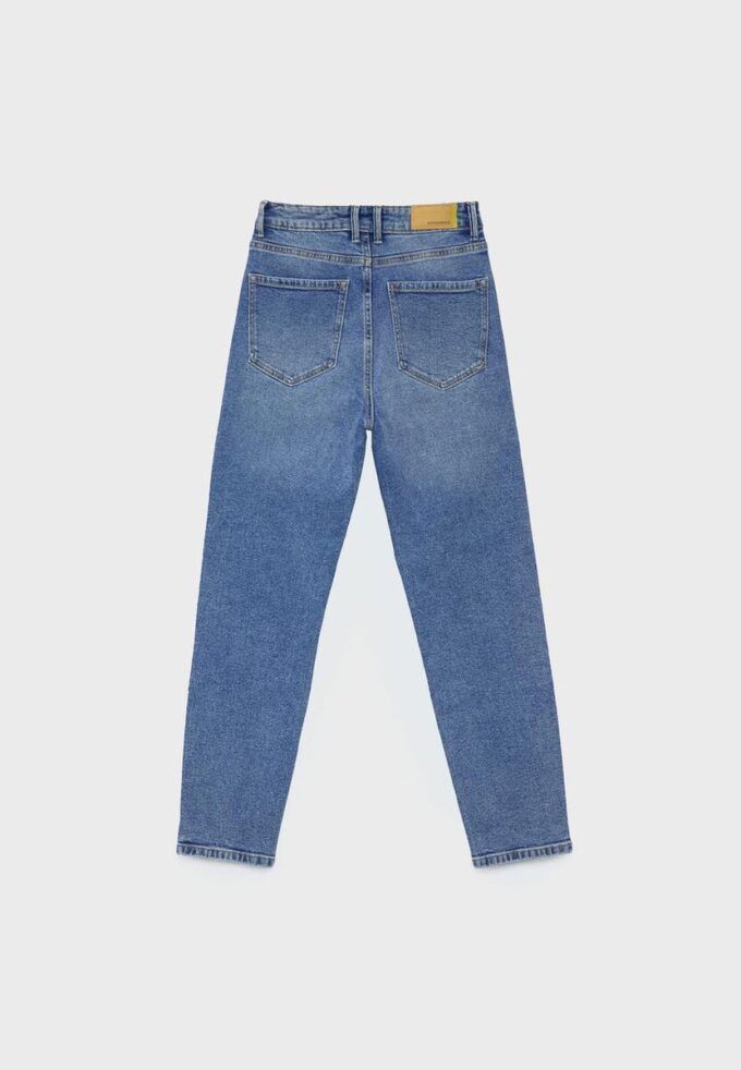 D10 Slim Fit Mom Jeans