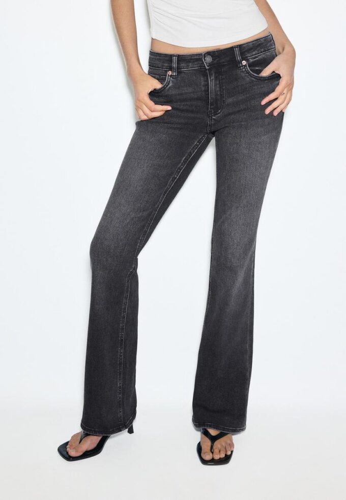 D67 Slim Bootcut-jeans