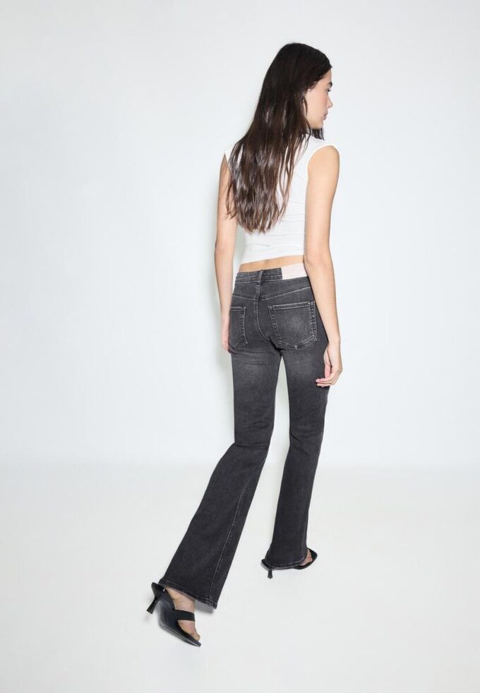 D67 Slim Bootcut-jeans