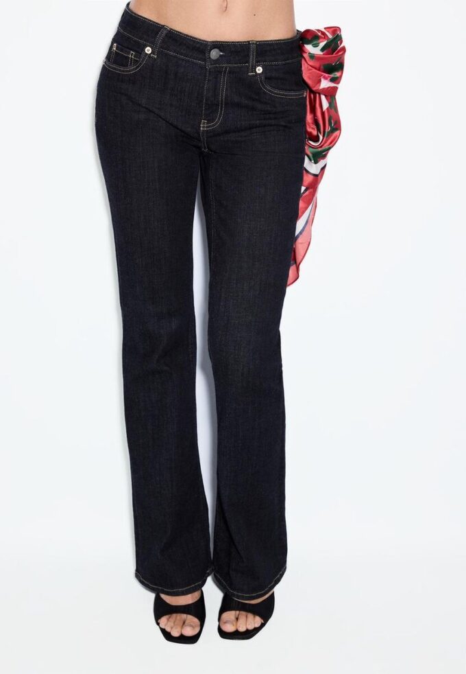 D67 Slim Fit Boot-Cut-jeans