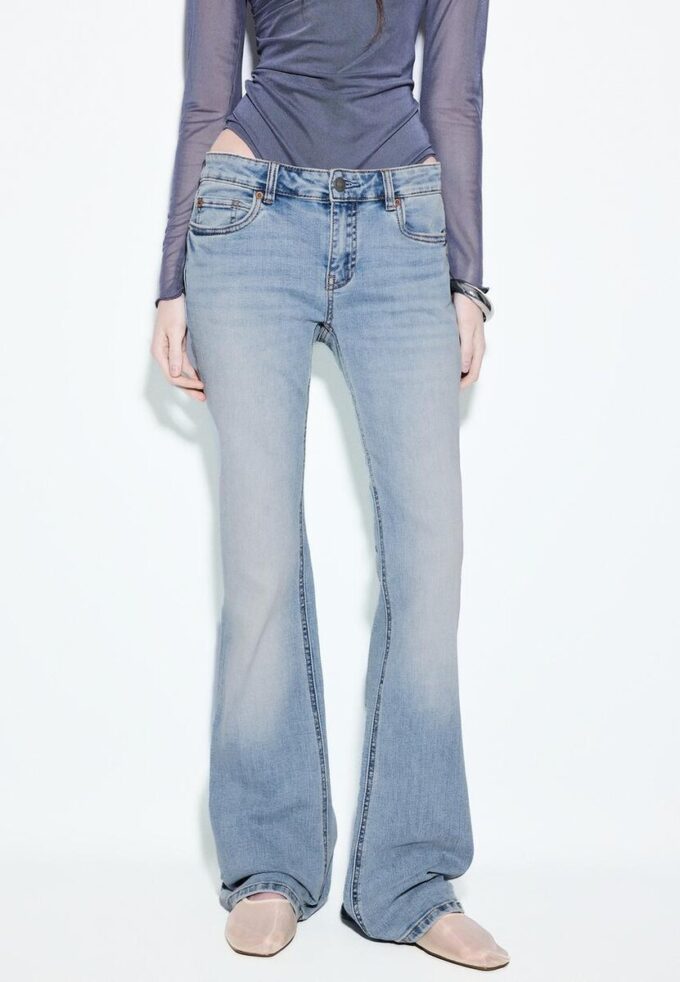 D67 Slim Fit Boot-Cut-jeans