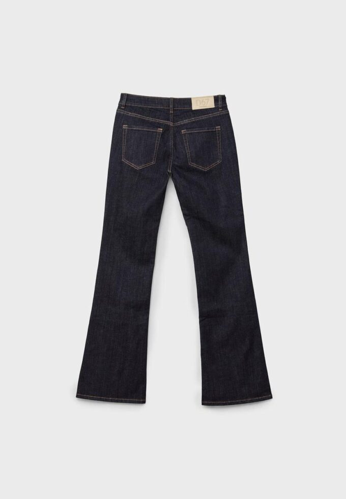 D67 Slim Fit Boot-Cut-jeans