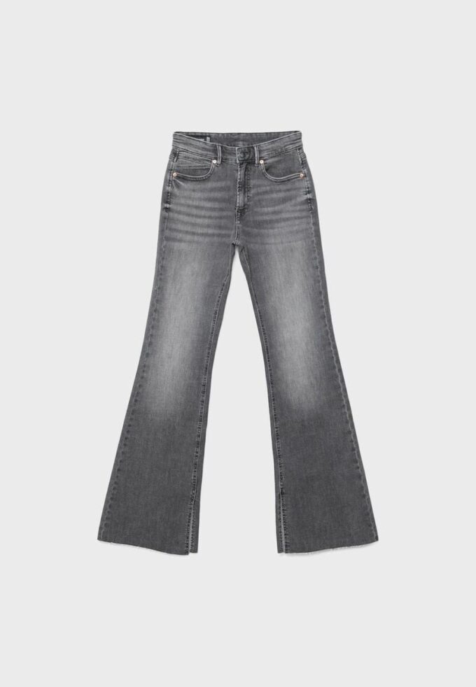 D74 Flared Jeans med spalte
