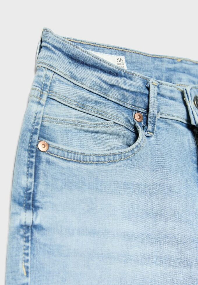 D74 Flared Jeans med spalte