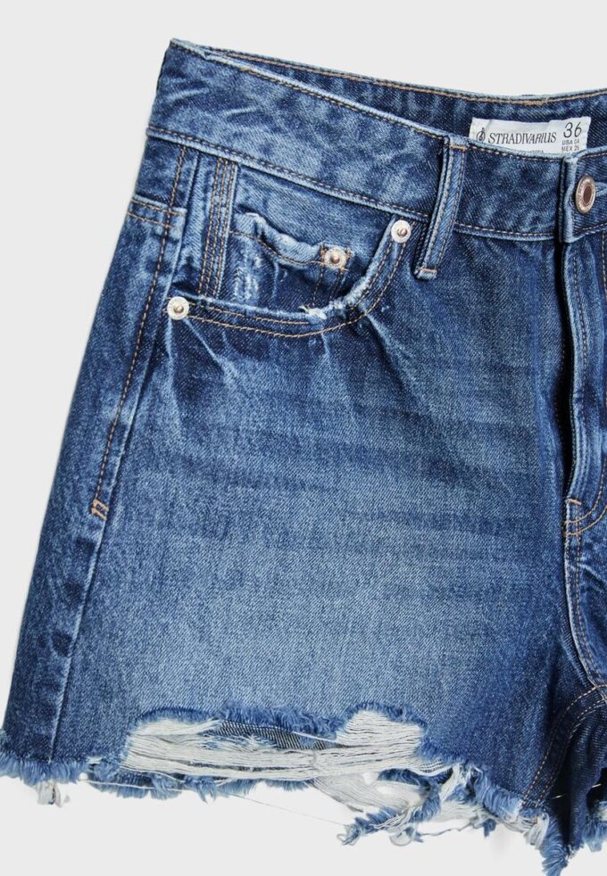 D75 Ripped Denim Shorts