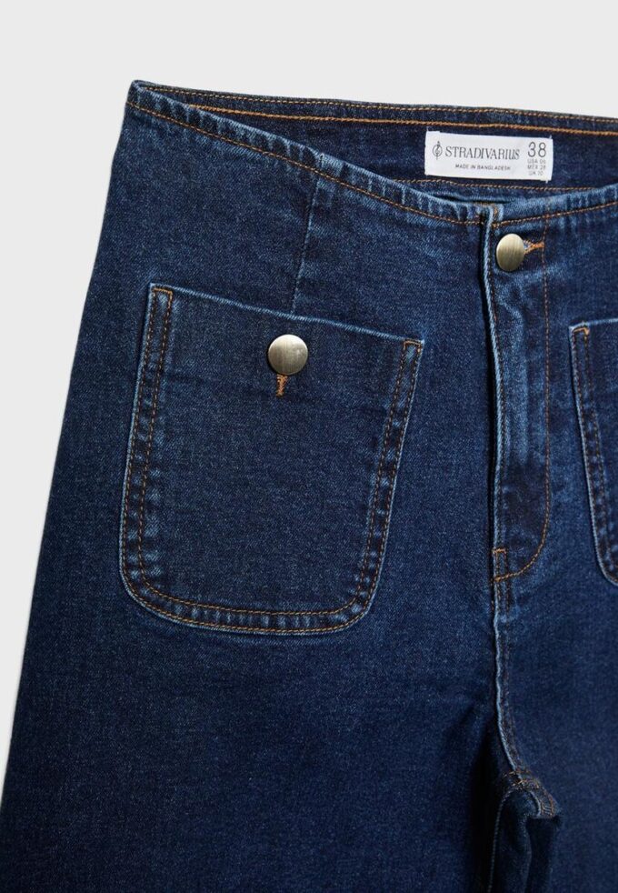D77 Minimalistiske jeans med lommer