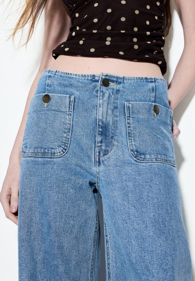 D77 Minimalistiske jeans med lommer