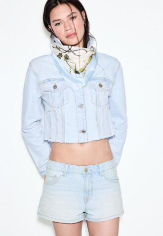 D79 Shorts med lav midje