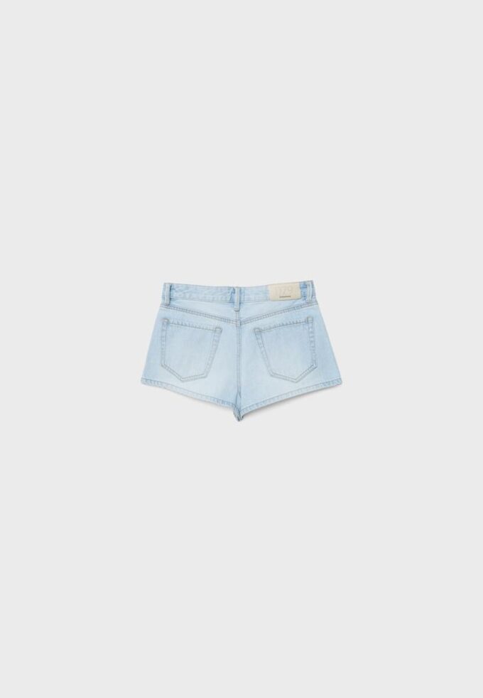 D79 Shorts med lav midje