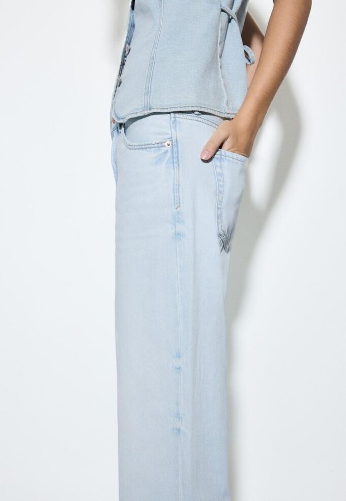 D91 Jeans med lav midje og Wide Leg-ben