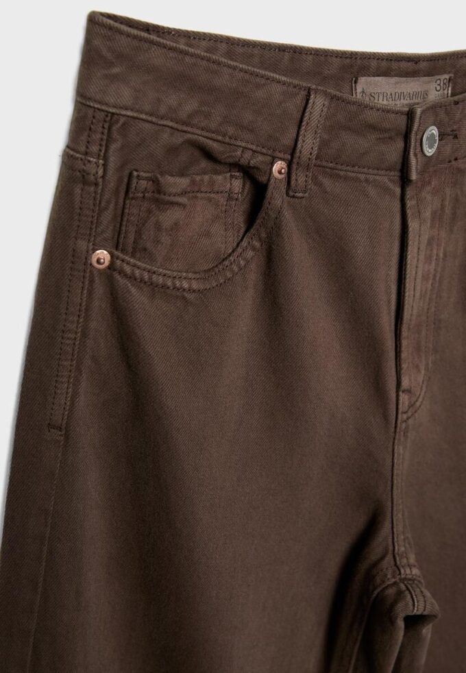 D92 Jeans med rett, vid ben