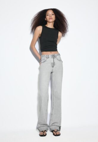 D92 Jeans med rett, Wide Leg-modell