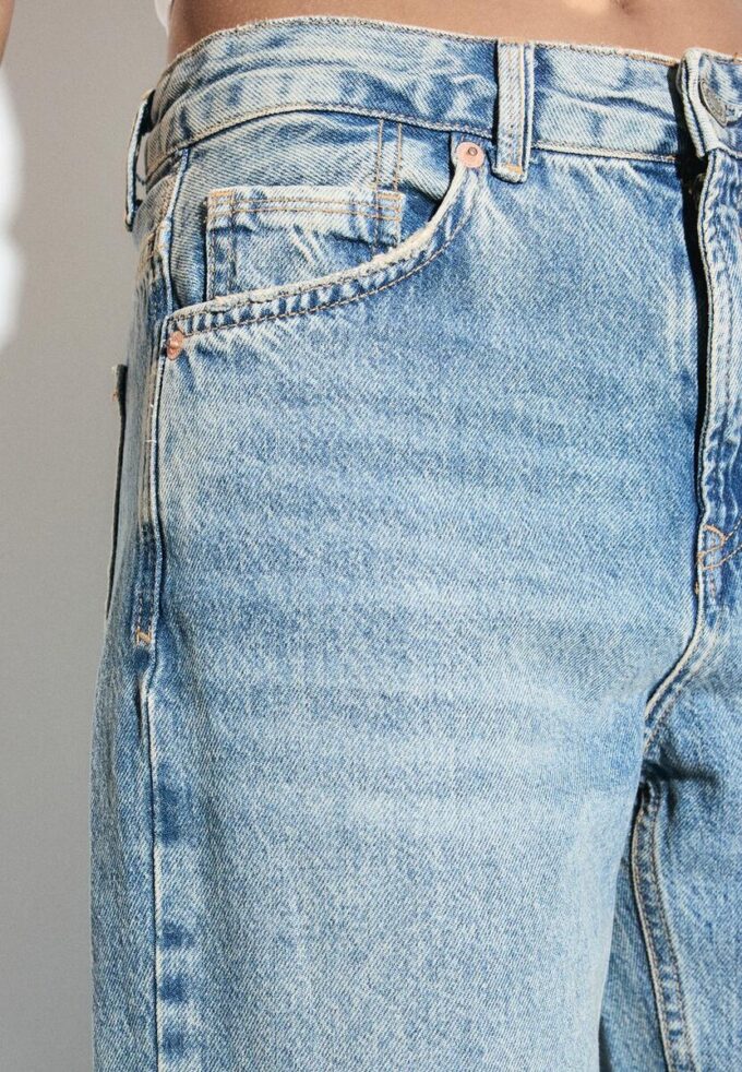 D92 Jeans med rett, Wide Leg-modell