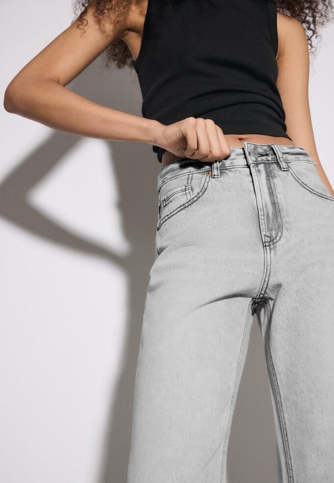 D92 Jeans med rett, Wide Leg-modell