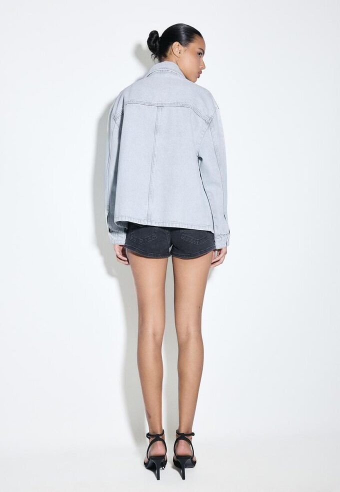 Denimjakke med lommer