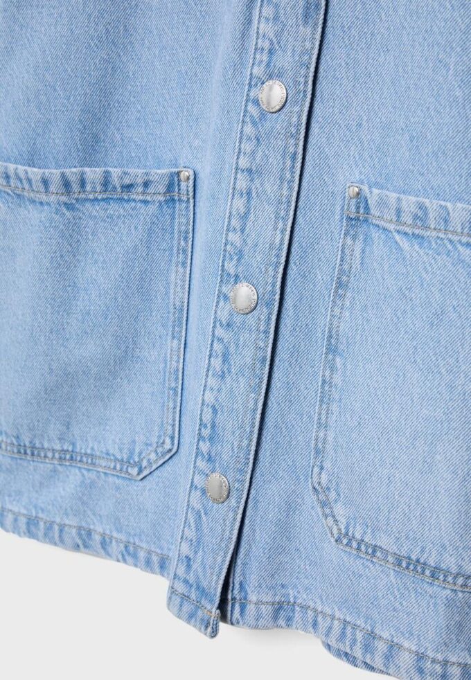 Denimjakke med lommer