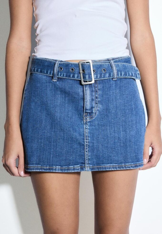 Denimskort med belte