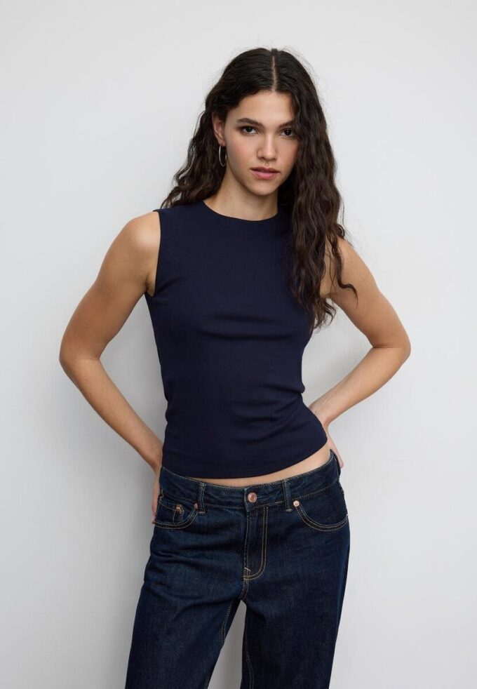 Enkel basisplagg T-skjorte